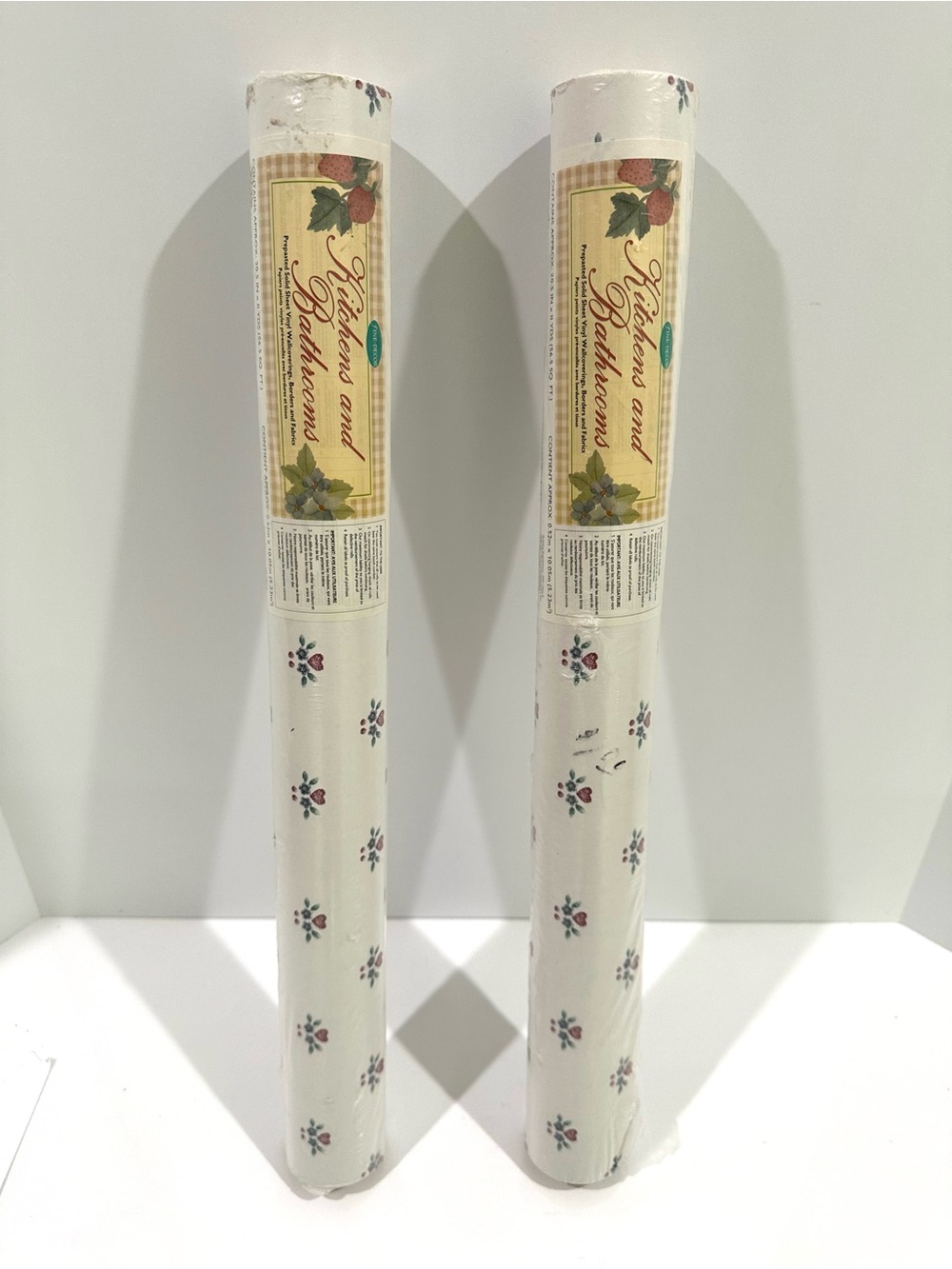 New Vintage Set 2  Wallcovering Cream Floral  Flower Hearts 20.5”x11 yds #19847